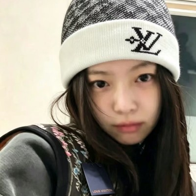 루이비통 니트 모자 캐시미어 신