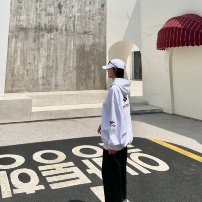 모델 착용 컷