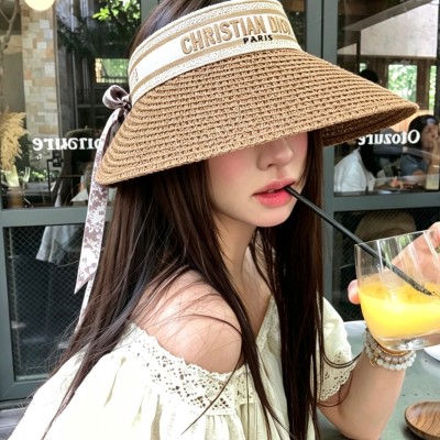 디올 자수 레터 대형 빈톱 햇