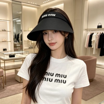 미우미우 심리스 오픈톱 햇 신버