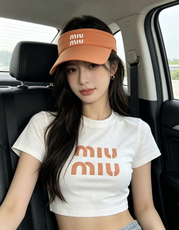 모델컷 미우미우 오픈탑 모자 베