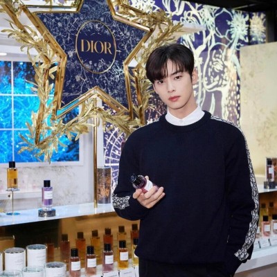 차은우, 장쩌이, 휴닝카이, 김민