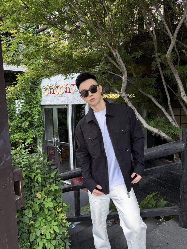 모델 컷