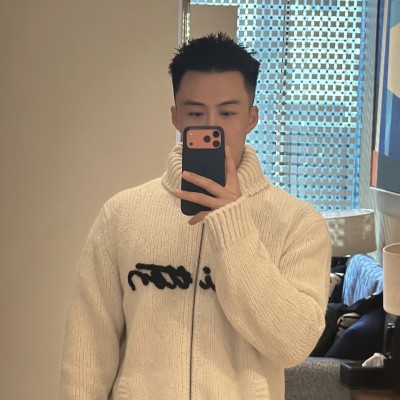 모델 착용 이미지